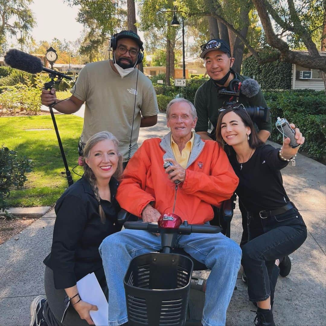 カミーラ・ベルのインスタグラム：「The one and only J. Rickley (and my zoom mafia rival 😂) wrote and directed a little skit for the two of us which will air during the @mptf Telethon on Saturday December 9th on @ktla5news . Any amount contributed right now at  MPTF.com/telethon will be used right away to help crew members in the entertainment industry who need immediate support 🧡」