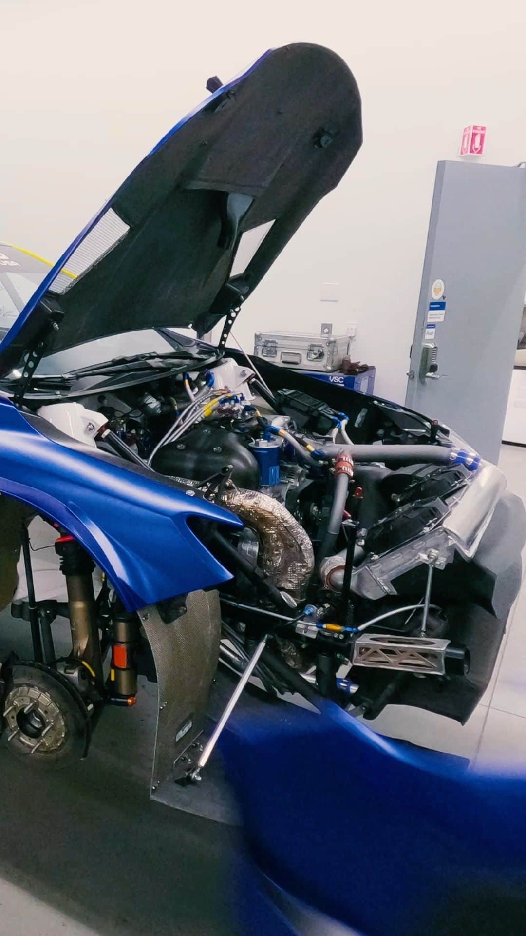 Subaru of Americaのインスタグラム：「18 months of building in 15 seconds, follow along the full process of building the new @subarumotorsportsusa rally car, link in bio for full video.」