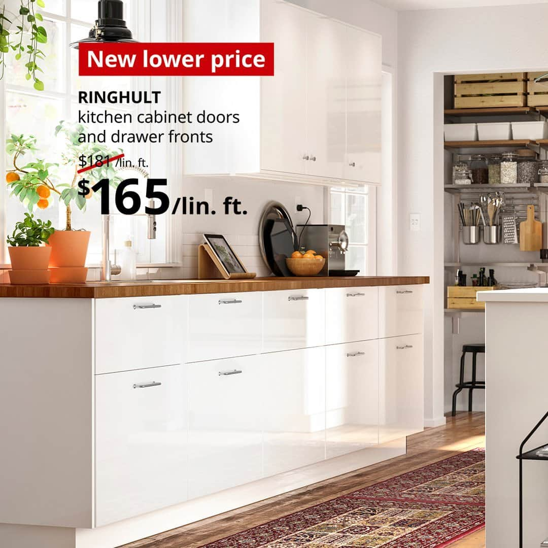 IKEA USAのインスタグラム：「New lower prices for your kitchen! From that island you’ve been dreaming about to modern cabinet fronts and food storage containers, it’s time to upgrade for less! Shop link in bio.」