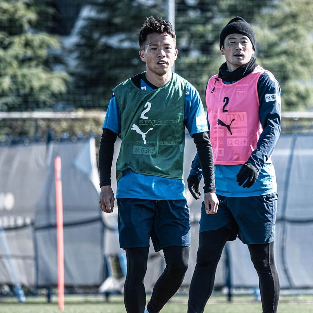 横浜FCさんのインスタグラム写真 - (横浜FCInstagram)「可能性がある限り、 勝利だけを目指して。  #yokohamafc #横浜FC #Jリーグ #JLEAGUE #HAMABLUE」11月30日 11時00分 - yokohamafc_official