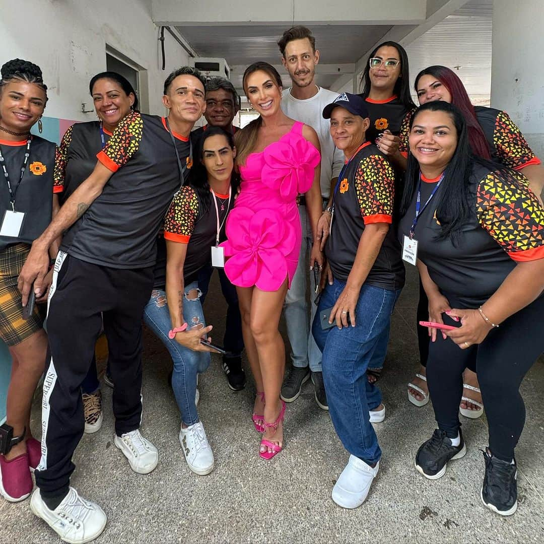 Nicole Bahlsのインスタグラム：「Dia de @maisliberdade.osc um evento pra lá de especial ,acompanhem tudo pelo stories , parabéns a todos envolvidos @sanlohmann @virginiamendesoficial @geraldofidelis @orlandoaperri」