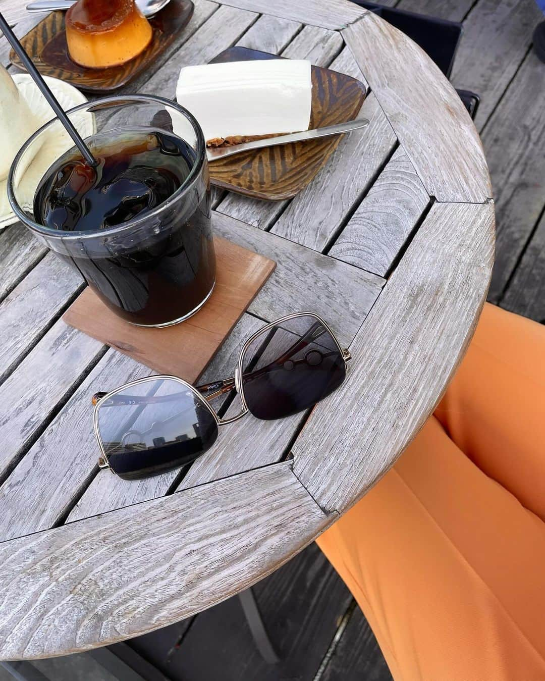 Manaのインスタグラム：「🕶️☕️｡° #haveaniceday #coffee」