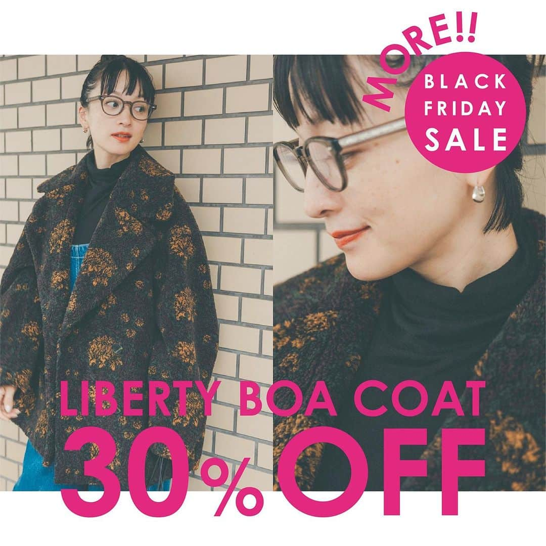 オブレクトのインスタグラム：「BLACK FRIDAY SALE 開催中🖤 MAX 50%OFF❗️   - 12/3(SUN)23:59まで  こちらは【高山都さん× oblekt】 リバティ柄 ボアーコート ￥39,600(税込)→￥27,720(税込) 30%OFFとなっております❗️  丸みのあるコクーンシルエット、大きめな衿が特徴的な、ダブルブレストのミドル丈コートです🌿 ボリュームがありつつ、着用感の軽いボア素材✨ 存在感のあるリバティープリントのカラーが特徴です。 ※同型で無地カラーの展開もご用意があります✨  BLACK FRIDAY SALE開催中です🖤 売り切れ必至商品もございますのでお早めに✨ 大変お得なこの機会にぜひご利用ください🌿  目玉商品はスライドでご覧ください👀✨  #oblekt #オブレクト #blackfriday #blackfridaysale  #ブラックフライデー #ブラックフライデーセール  #サステナブル」