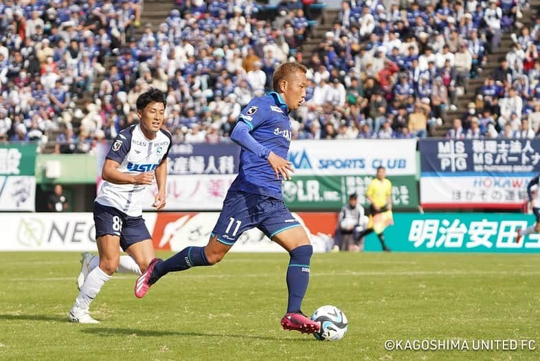 鹿児島ユナイテッドFCさんのインスタグラム写真 - (鹿児島ユナイテッドFCInstagram)「2023明治安田生命J3リーグ第37節フォトギャラリー📸  #泉森涼太 #渡邉英祐 #戸根一誓 #岡本將成 #野嶽寛也 #山口卓己 #中原秀人 #端戸仁 #五領淳樹 #藤本憲明 #米澤令衣 #大内一生 #広瀬健太 #木村祐志 #武星弥  #福田望久斗 #山本駿亮 #鈴木翔大  #鹿児島ユナイテッドFC  #ITADAKISOUL #明治安田生命 #j3リーグ #鹿児島県  #鹿児島市 #ご声援ありがとうございました #最後の最後まで戦い抜く #鹿児島の為に」11月30日 17時15分 - kagoshimaunitedfc