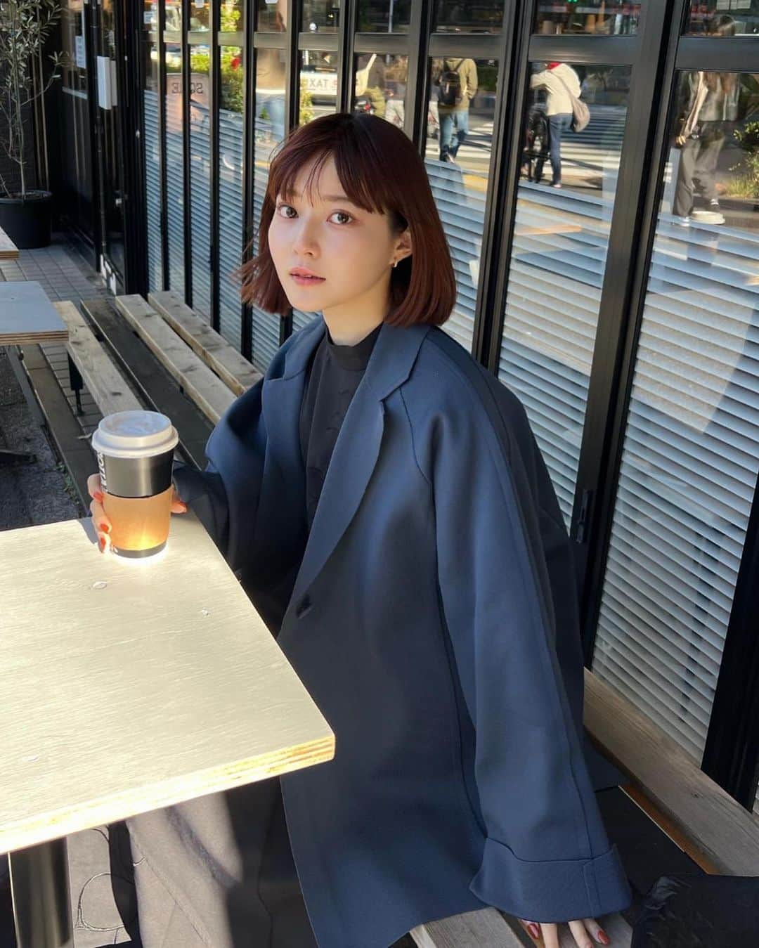 山崎江莉さんのインスタグラム写真 - (山崎江莉Instagram)「いよいよ本日より @hare_official コラボアイテム、 店頭での販売が開始となります👕  成人式の二次会や、結婚式などの晴れの日はもちろん、普段の至福にも合わせて使ってもらえたら嬉しいです✨  是非店頭で実際お手にとっていただければ幸いです😌  #hare  #ハレレ」11月30日 17時33分 - o10913