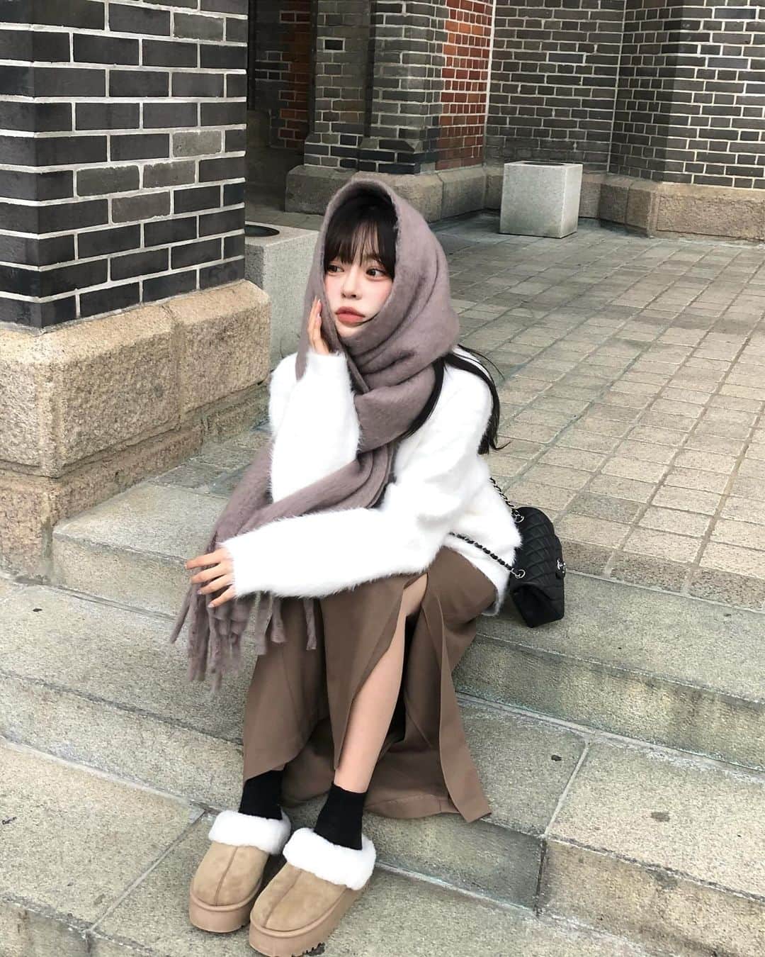 ウィ・ソンヒさんのインスタグラム写真 - (ウィ・ソンヒInstagram)「성냥 파라요」11月30日 17時32分 - _seong_hee