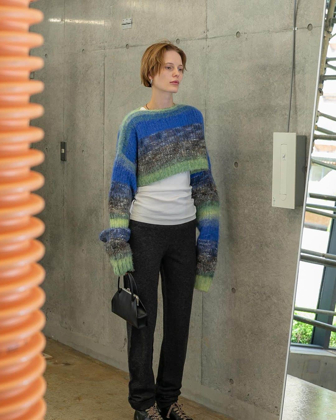 PERVERZE_OFFICIALさんのインスタグラム写真 - (PERVERZE_OFFICIALInstagram)「#PERVERZE_AW23 Collection is now available online.  " Gradient Stripe Top and Scarf " color. Green , Gray , Pink  Discover the collection on our online and @perverze_minamiaoyama . #PERVERZE #AW23」11月30日 17時49分 - perverze_official