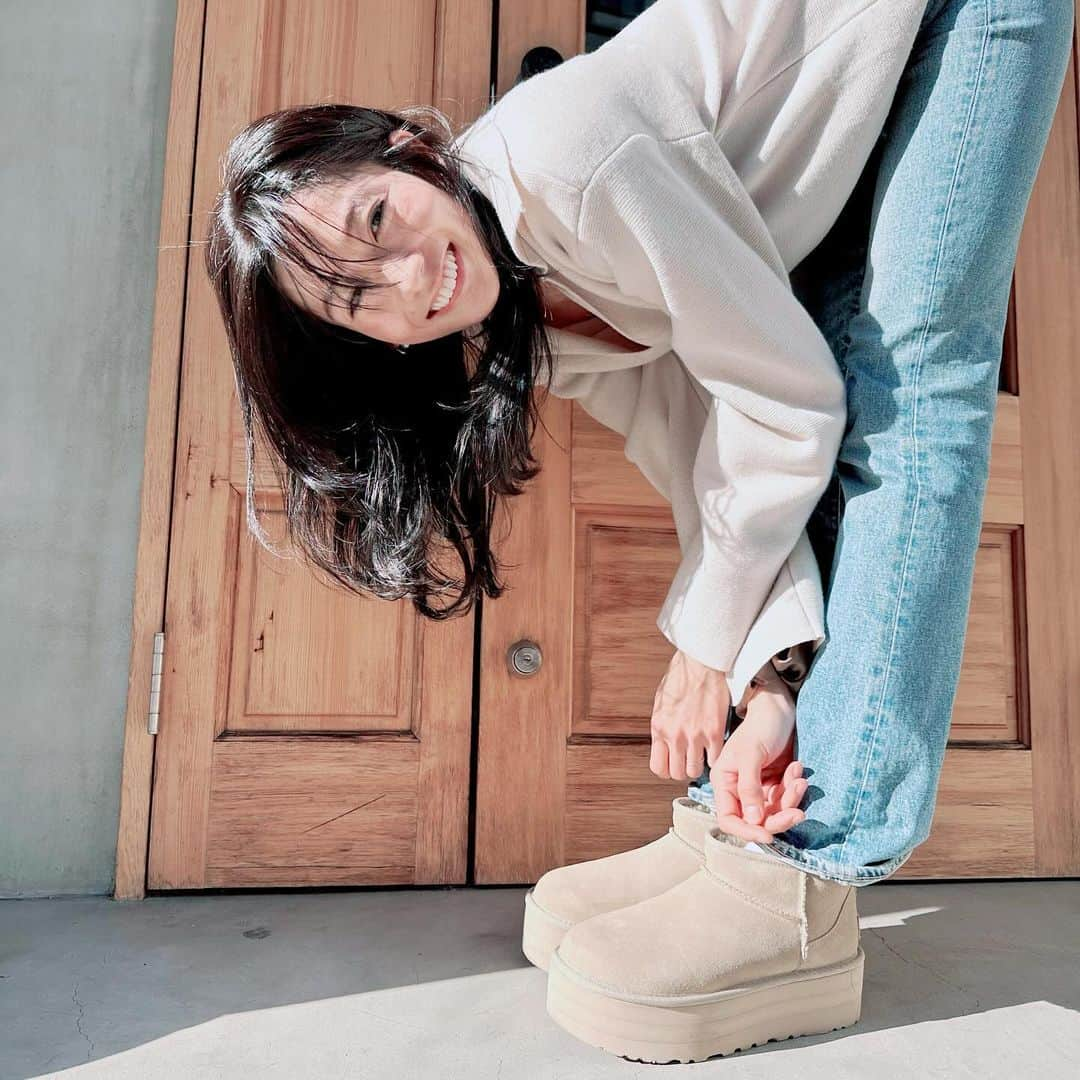 佐藤飛鳥さんのインスタグラム写真 - (佐藤飛鳥Instagram)「今年の @uggjapan は厚底おかわ❤️‍🔥  #ugg#アグ#ムートンブーツ#ムートン」11月30日 17時57分 - s_asuka1278