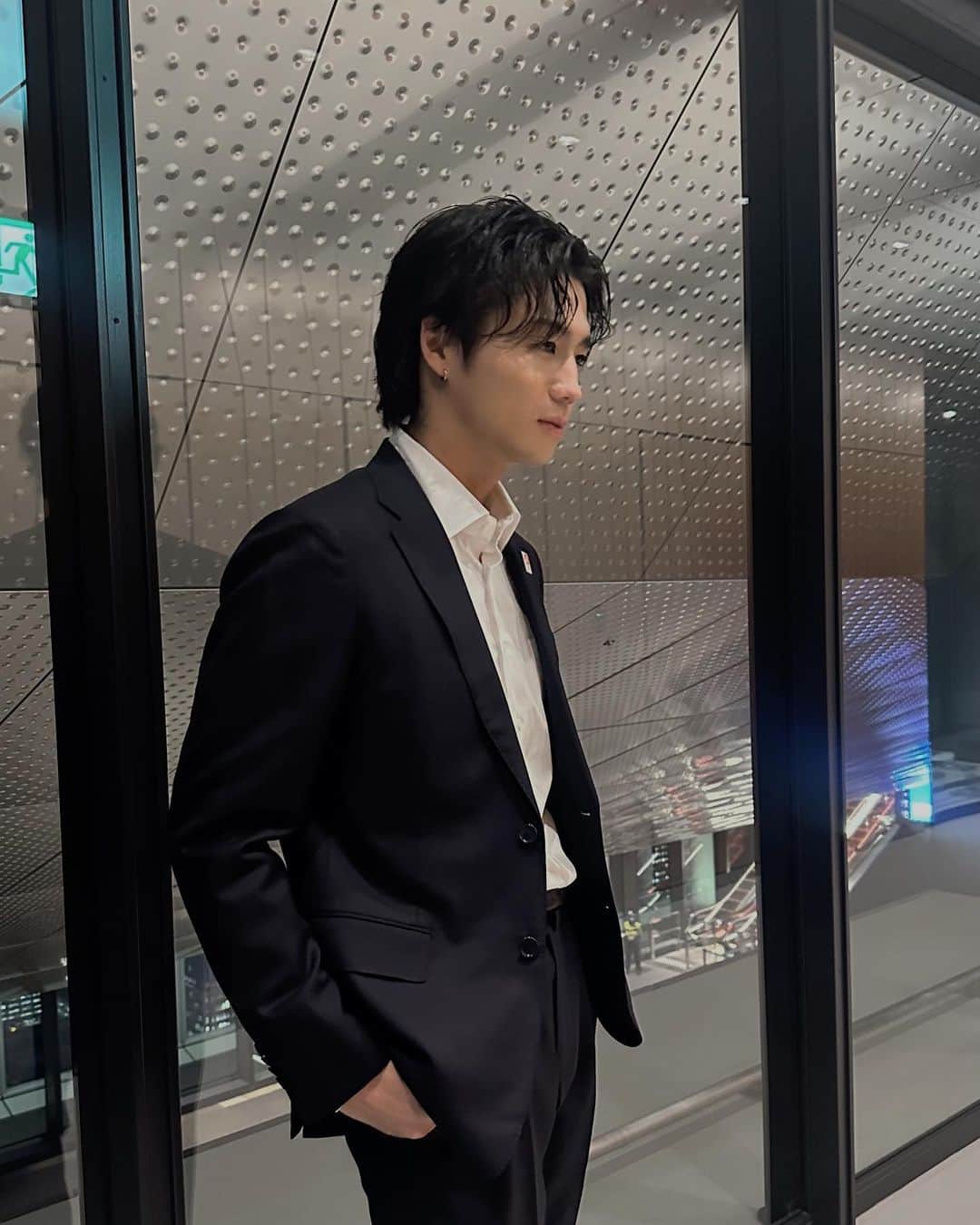 瀬口黎弥さんのインスタグラム写真 - (瀬口黎弥Instagram)「🖤  大阪・関西万博 FANTASTICSが スペシャルサポーターに 就任しました！ 盛り上げて行きたいと思います👋」11月30日 18時09分 - leiya_seguchi_official