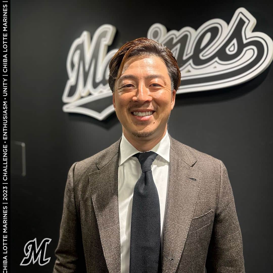 千葉ロッテマリーンズさんのインスタグラム写真 - (千葉ロッテマリーンズInstagram)「SIGNED  「来年、パワーアップした姿をお見せできるように頑張ります！」  #chibalotte #契約更改 #美馬学」11月30日 18時06分 - chibalotte