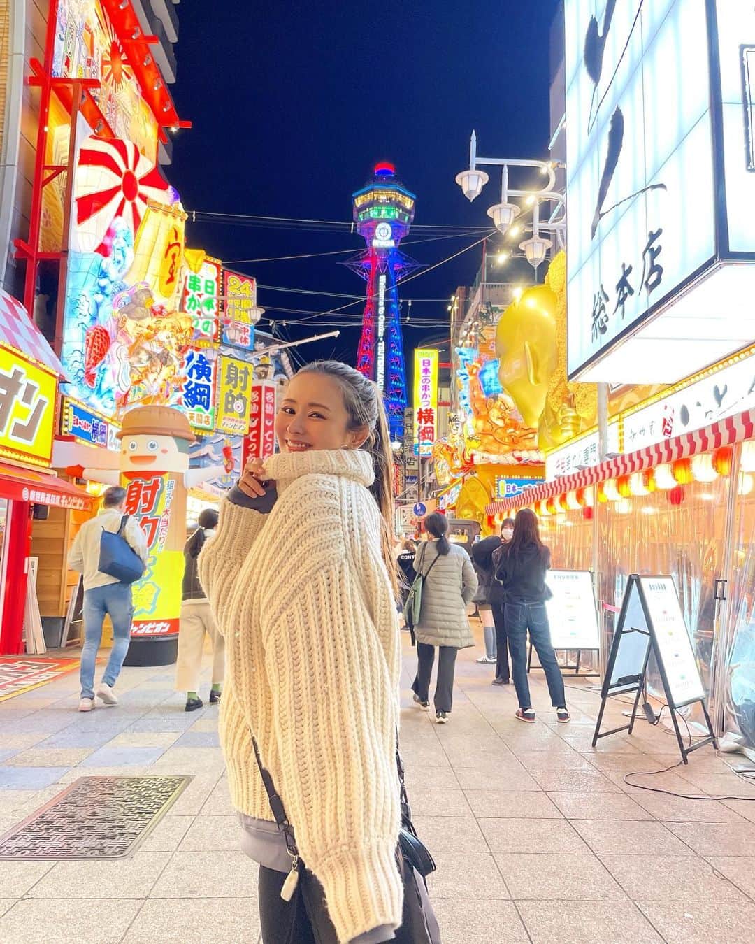 古澤未来さんのインスタグラム写真 - (古澤未来Instagram)「先週は大阪に撮影‼️ マネージャーがカメラマンしてくれて YouTube沢山撮ったのでみんなお楽しみに🥹💕 ただカメラ外での方がおもろいの何でなの… 本当タイミング悪いのww  あ、今日で11月終わる。 #ダンプ運転手#ガテン系女子#作業着女子#現場女子」11月30日 18時24分 - miku_furusawa