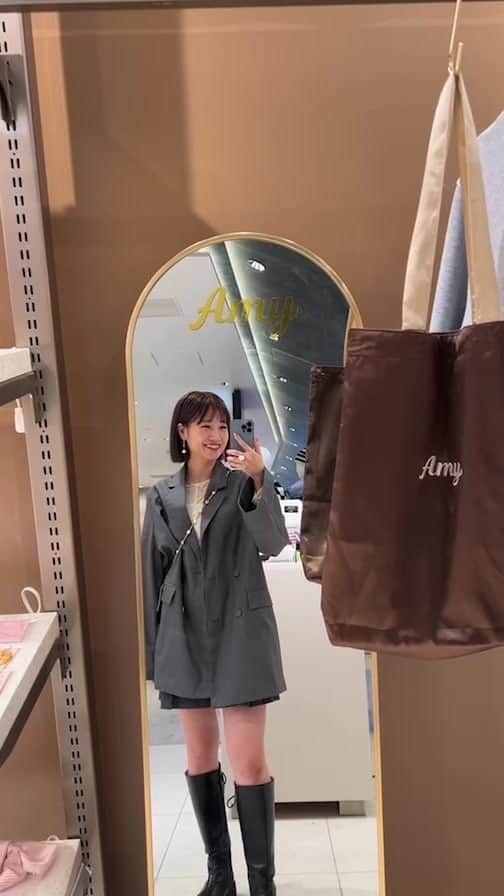 のインスタグラム：「店内からインスタライブ！」