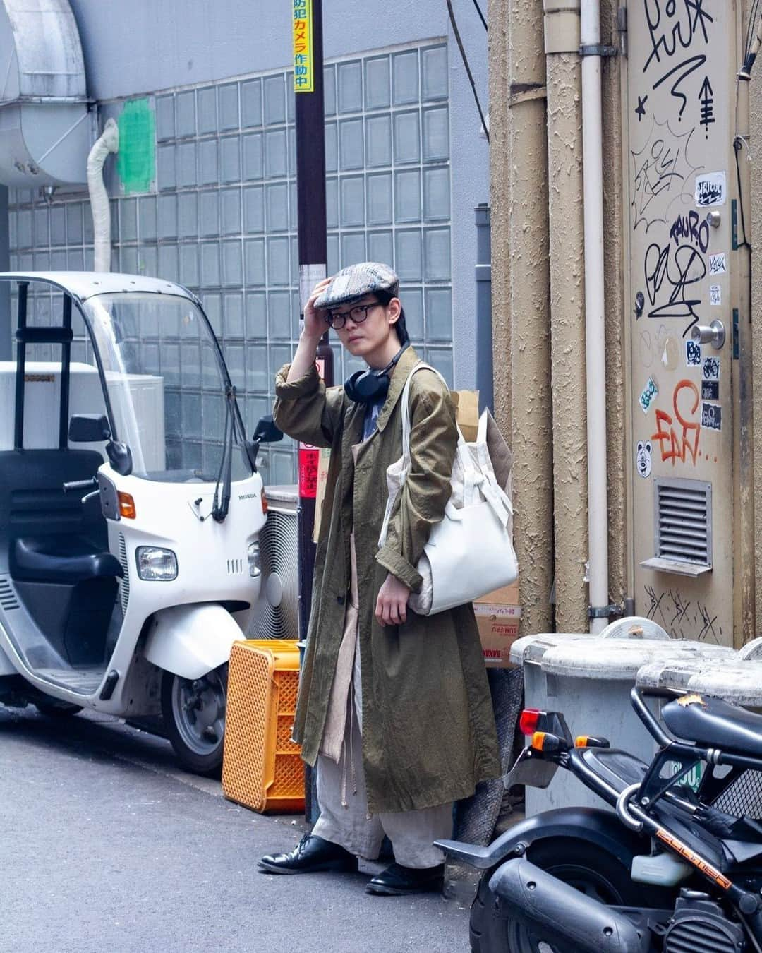 Fashionsnap.comのインスタグラム：「Name: 高好竜之介⁠ Age: 23⁠ Occupation: 役者⁠ ⁠ Coat #COMMEdesGARCONSHOMME⁠ Inner #JUNYAWATANABEMAN⁠ Shoes #COMMEdesGARCONSHOMME⁠ Watch #LONGINES⁠ Hat #used⁠ ⁠ Photo by @i_am____yokota⁠ ⁠ #スナップ_fs #fashionsnap #fashionsnap_men⁠」