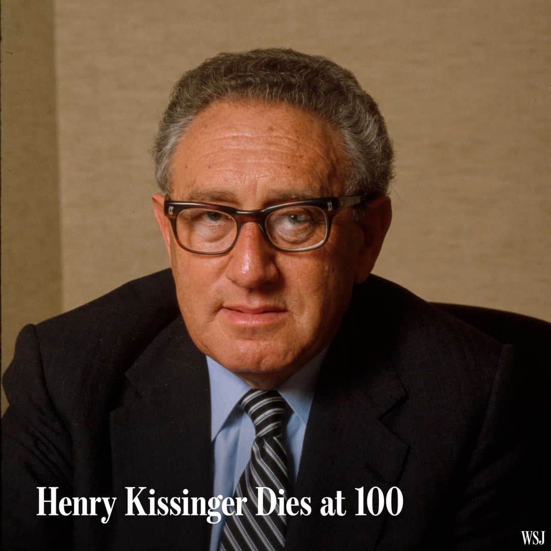 Wall Street Journalのインスタグラム：「Former presidential adviser Henry Kissinger has died, bringing to a close one of the most polarizing and influential diplomatic lives in U.S. history.⁠ ⁠ Read more at the link in our bio.  Photo: Bernard Gotfryd Photograph Collection/ Library of Congress」