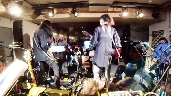 DUTTCHのインスタグラム：「平岡恵子 『五十路』Happy Birthday🍰  最高なお祝いと音楽の時間でした。  平岡恵子と出会えて ホンマ良かった🤘🤘  #平岡恵子 #名越由貴夫 #森多聞 #SWING-O #稲泉りん #加藤哉子 #竹本健一 #TIGER #スティーヴ エトウ #SASUKE #DUTTCH」