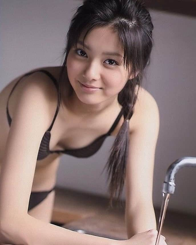 ベルトコンベアのインスタグラム：「#新川優愛」