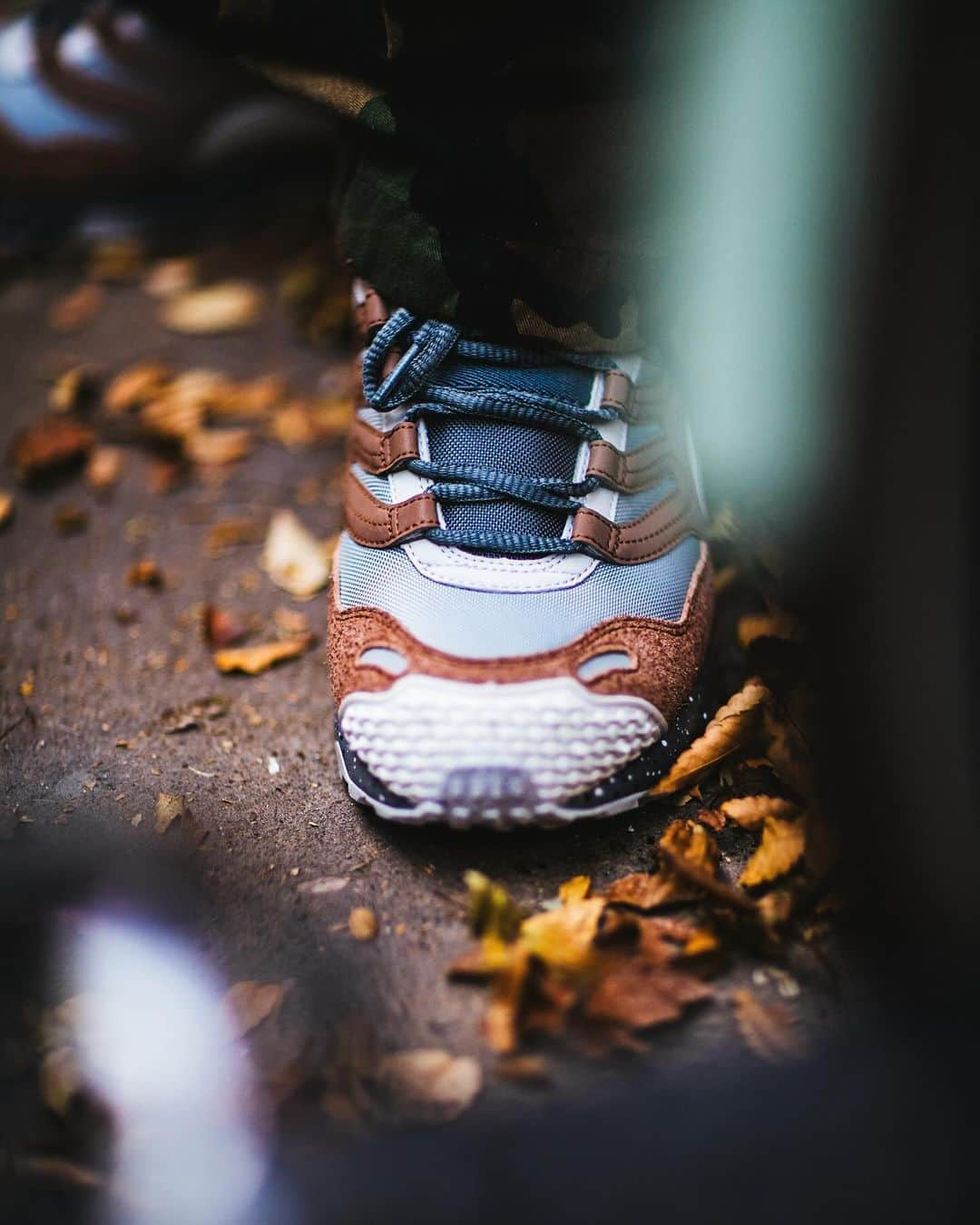 UNDFTDさんのインスタグラム写真 - (UNDFTDInstagram)「UNDEFEATED x Nike Air Terra Humara  Shot in New York City by downtown legend @13thwitness  The UNDEFEATED x Nike Air Terra Humara in ‘Black’ and ‘Archaeo Brown’ will be available on Saturday, 12/2, exclusively at all UNDEFEATED Chapter Stores globally and Undefeated.com at 8am PST.  Shipping internationally, excluding Korea」11月30日 12時00分 - undefeatedinc