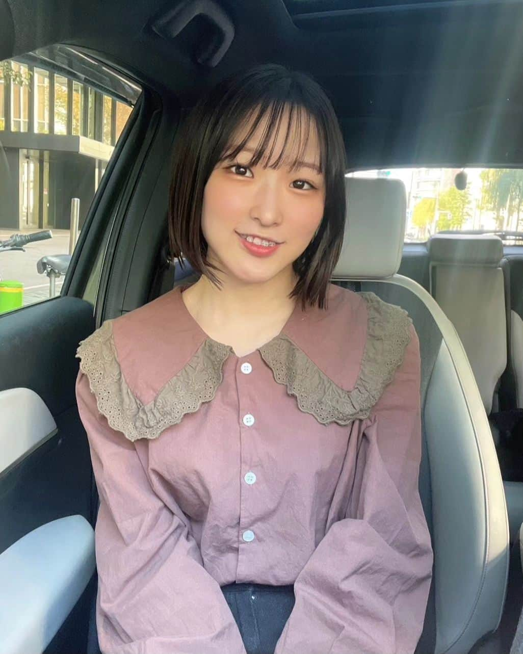 布川敏和のインスタグラム：「皆さん、日々是好日～(^o^)/  . 今日は 愛娘と同伴出勤~~~🚗💨💕  いつものごとく 東京のド真ん中の高層ビルの会社に入って行くのでありました~~~🚶‍♀️  願晴れ！娘よ～⤴⤴⤴✨  .  ☺️布川敏和 オフィシャル HP↓ https://fucknofficial.amebaownd.com   ☺️所属プロダクション Fdce HP↓ https://www.r4c-fdce.com  .  #布川敏和」