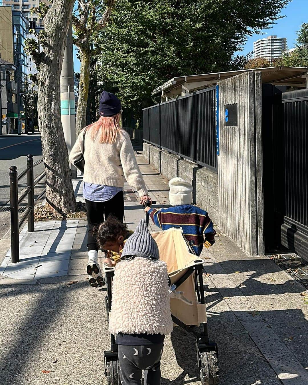 かしめぐさんのインスタグラム写真 - (かしめぐInstagram)「picnic day🧺  @asakara_goodstore   #picnic #ピクニック #大阪モーニング  #asakaragoodstore」11月30日 12時30分 - kasimegu