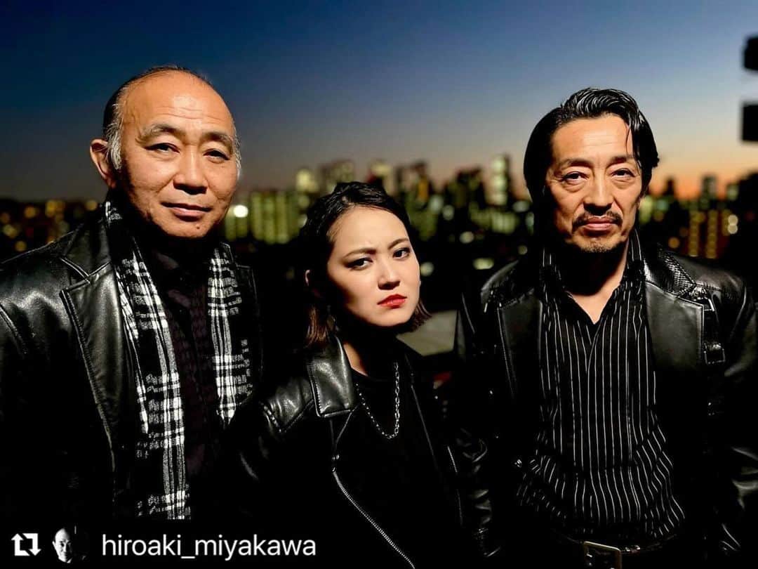 木村圭作のインスタグラム：「映画『ダウンタウン・ユートピア 』 2023年12月1日(金)〜12月7日（木） 20:15〜21:40 あつぎのえいがかんkiki  監督・脚本：大塚祐吉 出演：吉本実憂　木村圭作　宮川浩明 中島広稀　堀部圭亮　カトウシンスケ　村岡希美　駒木根隆介　市瀬秀和　中川朋香　小糸舞／坂巻有紗／國本鍾建／松田ケイジ」