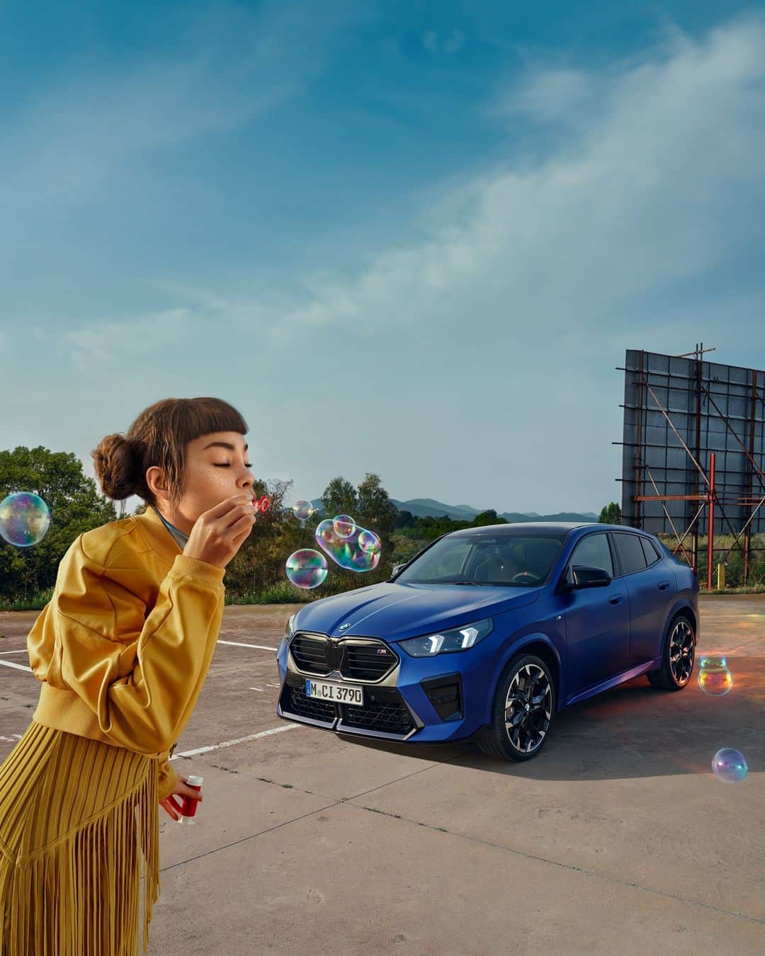 BMWさんのインスタグラム写真 - (BMWInstagram)「Ready to express yourself in a new version of reality? The new BMW X2 M35i xDrive, feat. @lilmiquela. #THENEWX2 #THEX2 #BMW #X2 #BMWM #MPerformance  __ BMW X2 M35i xDrive: Combined fuel consumption: 8.0–7.7 l/100 km. Combined CO2 emissions: 183–174 g/km. All data according to WLTP.  Further info: www.bmw.com/disclaimer」11月30日 13時00分 - bmw