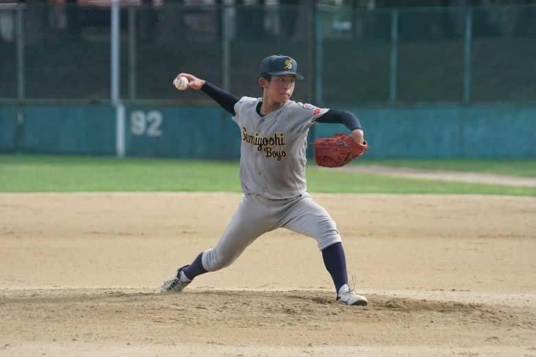 岡友美さんのインスタグラム写真 - (岡友美Instagram)「卒団式の思い出⚾️ 最強のメンバーでした👏 お別れ会も楽しみ☺️  来春、高校に入ったら父兄は写真も動画もNGらしいのでもうこんなカッコいい写真も撮れないなー。 #住吉ボーイズ39期 #ボーイズリーグ」11月30日 13時10分 - okatomo38