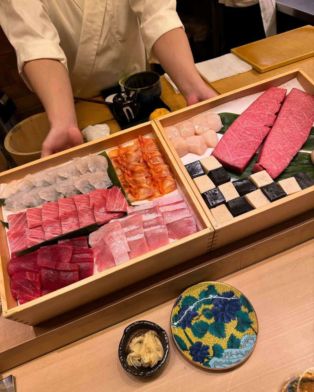 Supassaraさんのインスタグラム写真 - (SupassaraInstagram)「📍Omakase course: Sushi Yoshikawa 😋🍣✨  9.5/10」11月30日 18時39分 - supassra_sp