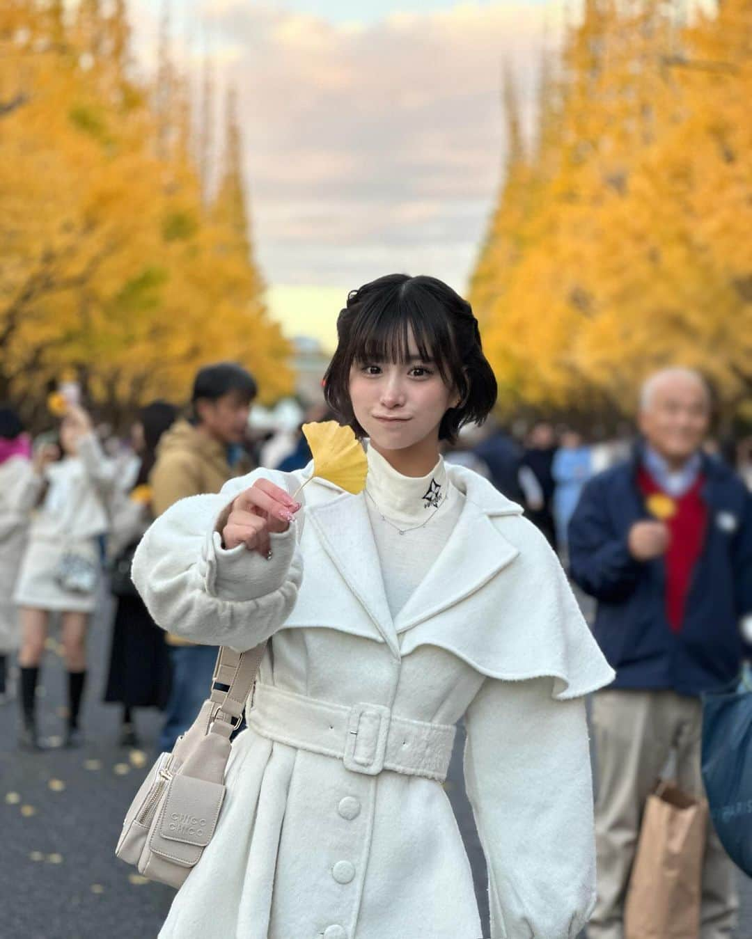 金子みゆさんのインスタグラム写真 - (金子みゆInstagram)「ポートレートで撮ってもらった🤭🫶🏻🤭🫶🏻  綺麗だった！！ 今年も見れたよっ💛💛  来年も見れますように！   #ポートレート」11月30日 18時39分 - kaneko_miyu0813