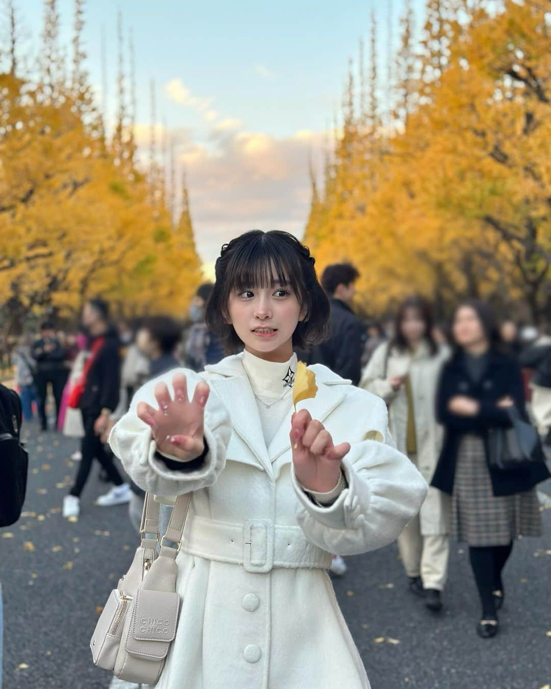 金子みゆさんのインスタグラム写真 - (金子みゆInstagram)「ポートレートで撮ってもらった🤭🫶🏻🤭🫶🏻  綺麗だった！！ 今年も見れたよっ💛💛  来年も見れますように！   #ポートレート」11月30日 18時39分 - kaneko_miyu0813