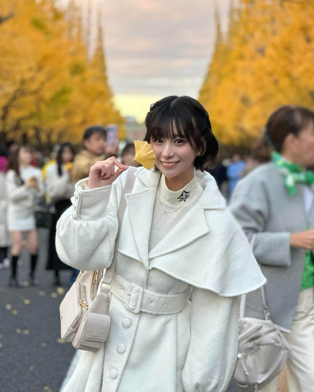 金子みゆのインスタグラム：「ポートレートで撮ってもらった🤭🫶🏻🤭🫶🏻  綺麗だった！！ 今年も見れたよっ💛💛  来年も見れますように！   #ポートレート」