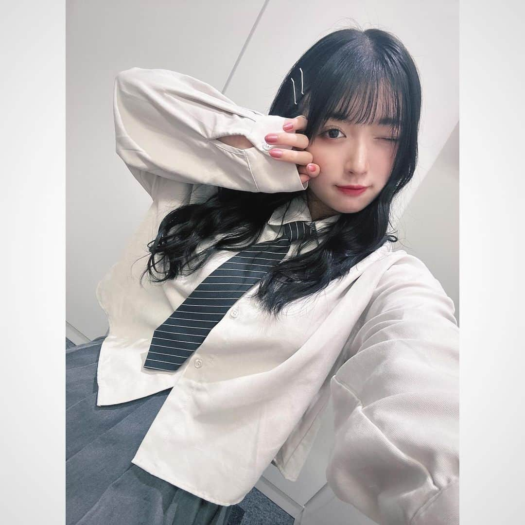 進藤あまねのインスタグラム：「- ̗̀🤍🖤 ̖́-    #ねすぐらむ」