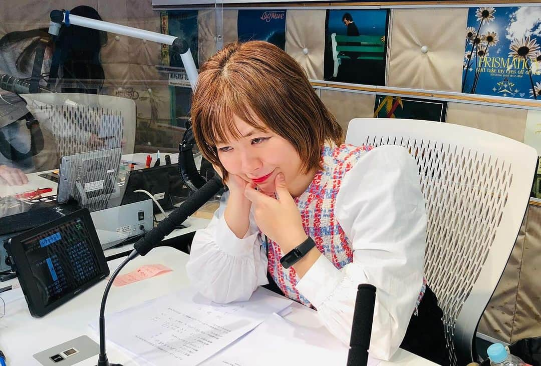 小出真保さんのインスタグラム写真 - (小出真保Instagram)「レディオはじまってます‼️📻  テーマ「冬、楽しみにしていること」❄️❄️❄️  15時台→「◯◯といえば？サルオル総選挙！」 今日は「おでんの具といえば…？」で送ってください🍢🍢🍢  スマホアプリの📱FMプラプラでも聴けるよ！ FM salus です。  ✉️msg@fm-salus.jp ★YouTubeLive 生配信中😇 fm-salus.jp/index.php」11月30日 13時43分 - mahokoide