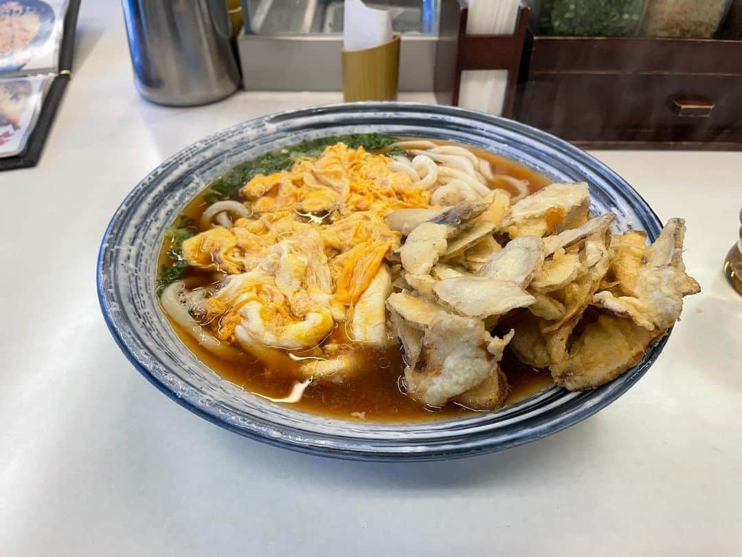 石黒彰のインスタグラム：「昼飯😎。」
