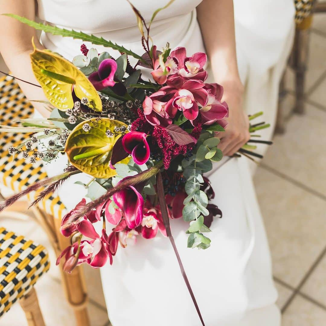 日比谷パレスさんのインスタグラム写真 - (日比谷パレスInstagram)「. HIBIYA WEDDING BOUQUET 日比谷パレス / ウェディングブーケ . . #日比谷パレス #hibiyapalace #日比谷ランチ #日比谷 #日比谷結婚式場 #日比谷公園 #ガーデンウェディング #アットホームウェディング #2023春婚 #2023夏婚 #2023冬婚 #プレ花嫁 #一軒貸切ウェディング #前撮り #式場探し #式場見学 #weddingphotography #会場装花 #ウェディングブーケ #ブーケ #weddingbouquet  #装花 #秋装花 #AutumnFlower #秋婚 #秋婚ブーケ」11月30日 15時55分 - hibiyapalace_wedding