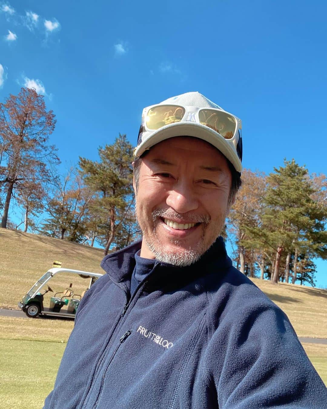 冨家規政のインスタグラム：「久しぶりのゴルフ⛳️  前半のラストでなんと11打も叩いての51(ToT) すんごい斜面で空振りもしたぜ笑笑 泣きながら昼ご飯食べて後半39^o^ 今年もう一回リベンジしたいなぁ！」