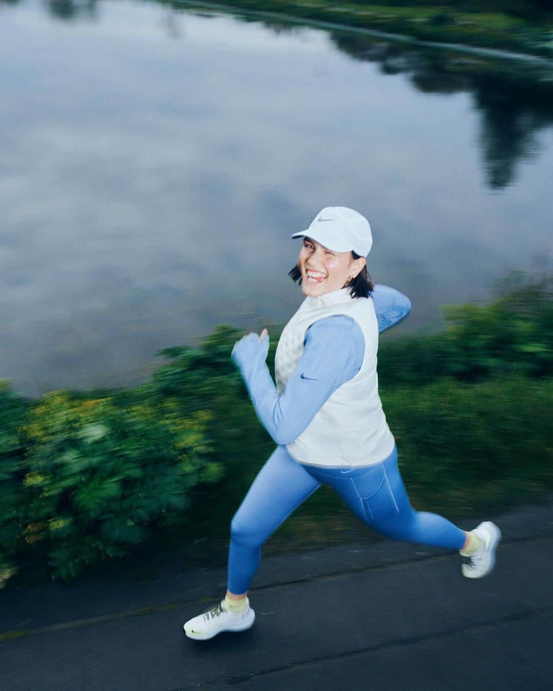 The Run Dept.さんのインスタグラム写真 - (The Run Dept.Instagram)「Find joy on the run even in cold and wet weather with the Nike Pegasus Shield. ☔️🌧️」12月1日 3時00分 - nikerunning