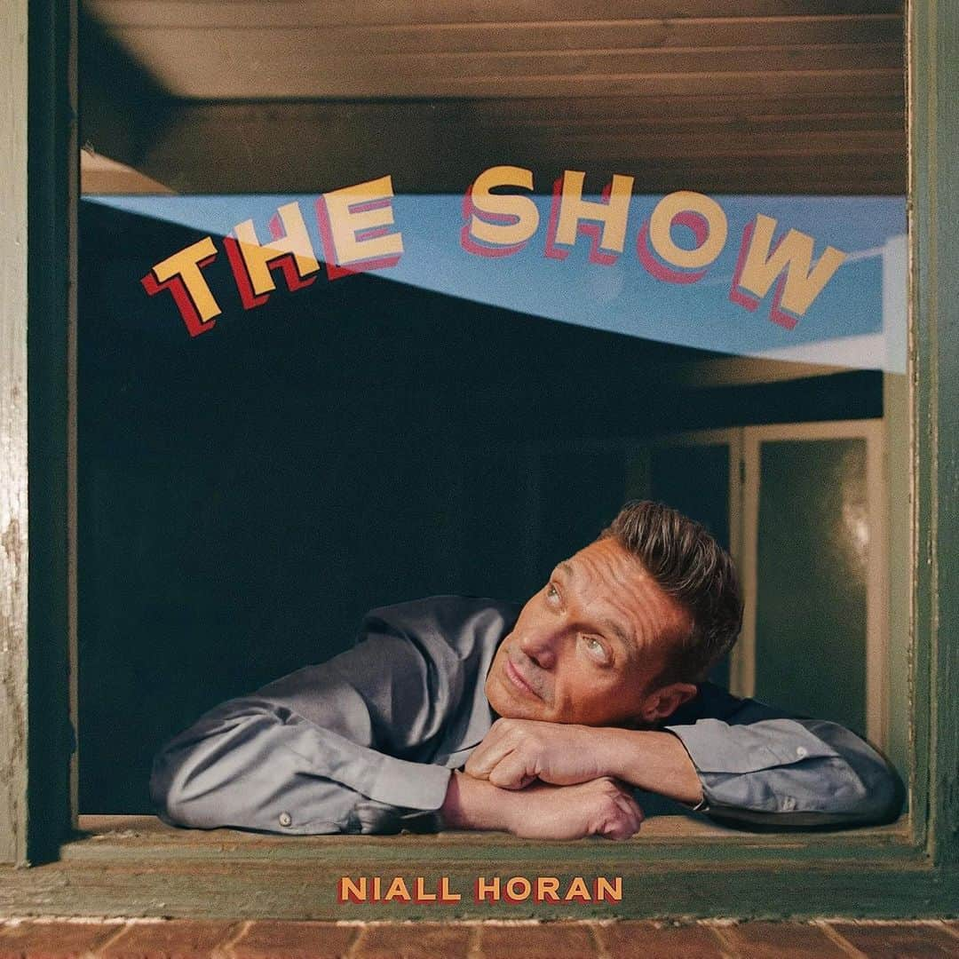 ライアン・シークレストのインスタグラム：「I can confirm, only the #KIISJingleBall artists can pull off their album covers… Jingle Ball LA kicks off TOMORROW @1027kiisfm @onairwithryan」