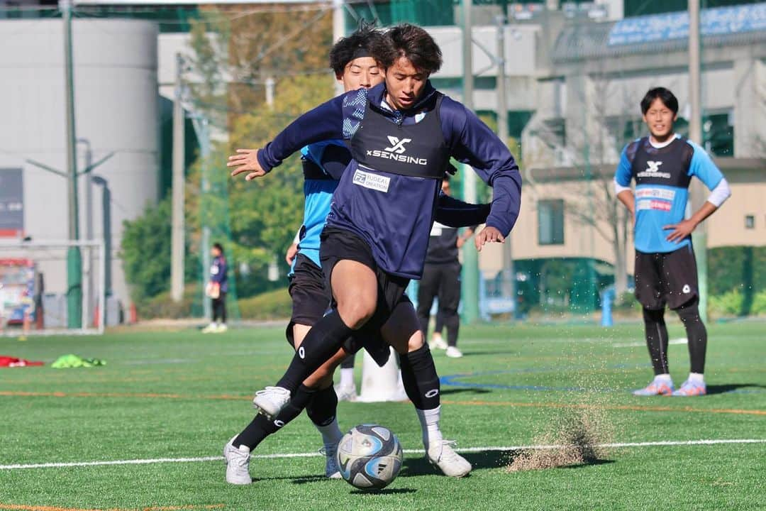 横浜スポーツ&カルチャークラブさんのインスタグラム写真 - (横浜スポーツ&カルチャークラブInstagram)「. 🔵training🟠  11/28  training photo📸  #西山峻太 #沼田皇海 #佐藤大樹 #脇坂崚平 #山本凌太郎  NEXT👉【AWAY】 2023シーズン最終戦🔥 📅12/2(土)14:00ko 🆚#カターレ富山 🏟#富山県総合運動公園陸上競技場  #yscc #Ｊ３ #Ｊリーグ #jleague #j3 #スポーツを未来へ繋ぐ #Ｊリーグ #2023 #横浜 #本牧 #soccer #サッカー #sports #bonera」11月30日 20時00分 - yscc_official