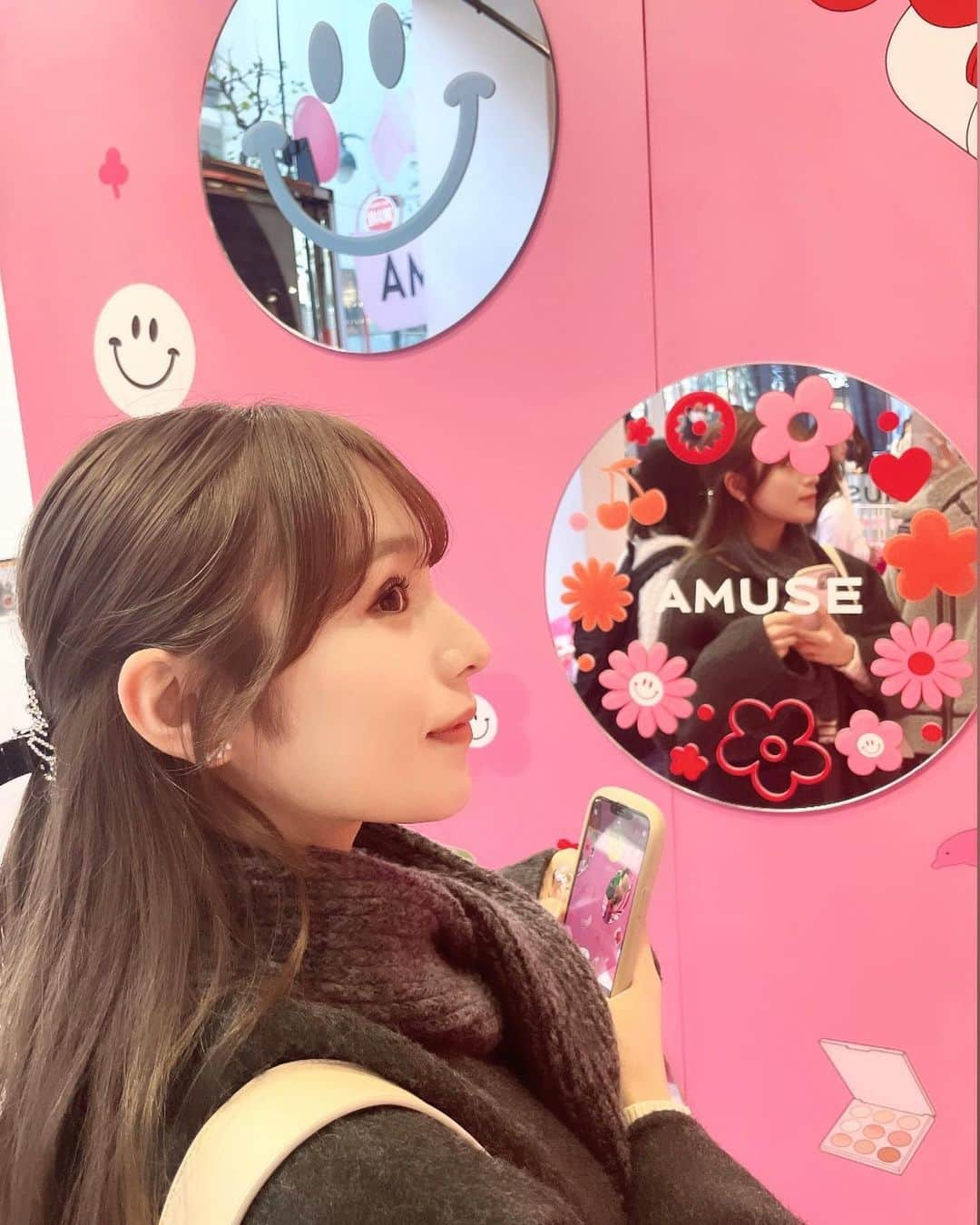 左伴彩佳さんのインスタグラム写真 - (左伴彩佳Instagram)「・ 韓国コスメ @amuse.jp の ローンチイベントにお邪魔しました💄 　　  可愛いコスメ見るとテンション上がるよね🪄 イエベでも使いやすそうなカラーもあって たくさん愛用しようと思います🍑 　    #韓国コスメ　#amuse #アミューズ　#ビーガンメイク　#ジェルフィットティント #pr」11月30日 18時57分 - hidaaya_729