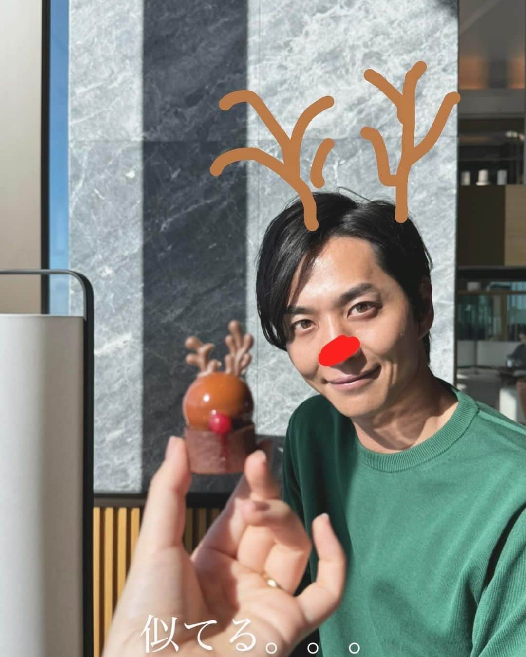 岩間恵さんのインスタグラム写真 - (岩間恵Instagram)「リンツチョコレートとの クリスマスコラボアフタヌーンティー🫖🤎  ひと足先にご招待いただき行ってきました🤍  全てに美味しい美味しいチョコレートが使われていて、 見た目も可愛くて😮‍💨🤍  女子会でも、カップルでも！☕️ クリスマスまでやっておりまする🎄  #アフタヌーンティー #ウェスティン横浜 #リンツチョコレート」11月30日 19時05分 - iwamame