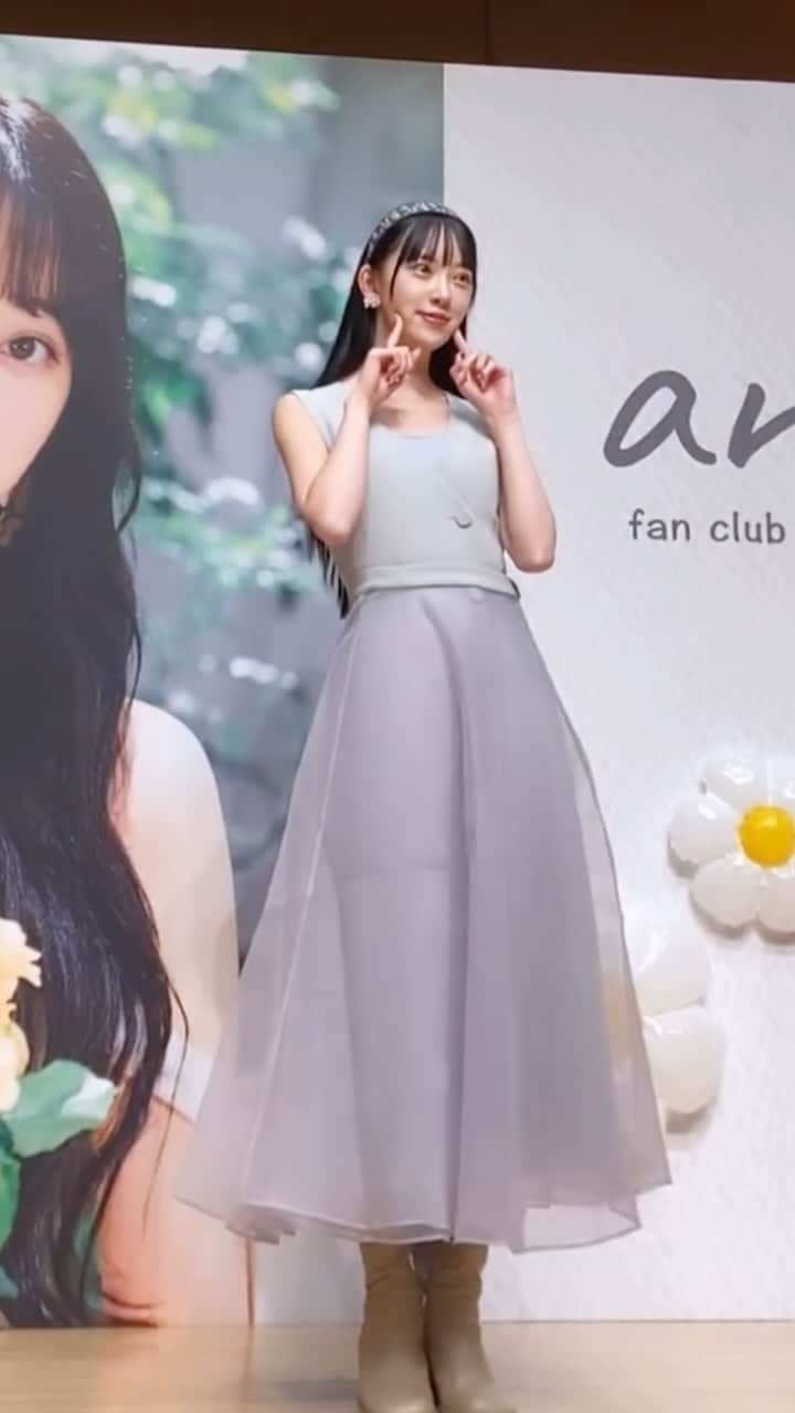堀未央奈のインスタグラム：「🍃❄️🤍  いつもこうして撮影タイムがあります♡ ファンイベント来年も色々企画しますね👸🏼🎀  #anoim #noimer #fanclub」