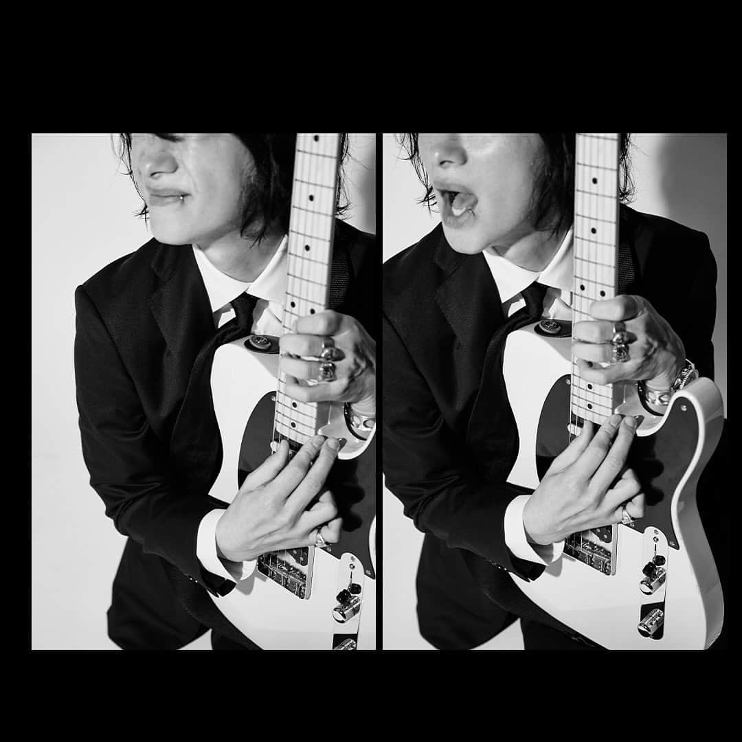 戸塚祥太のインスタグラム：「好きです、ギター。 #ギター #guitar #telecaster #テレキャスター」