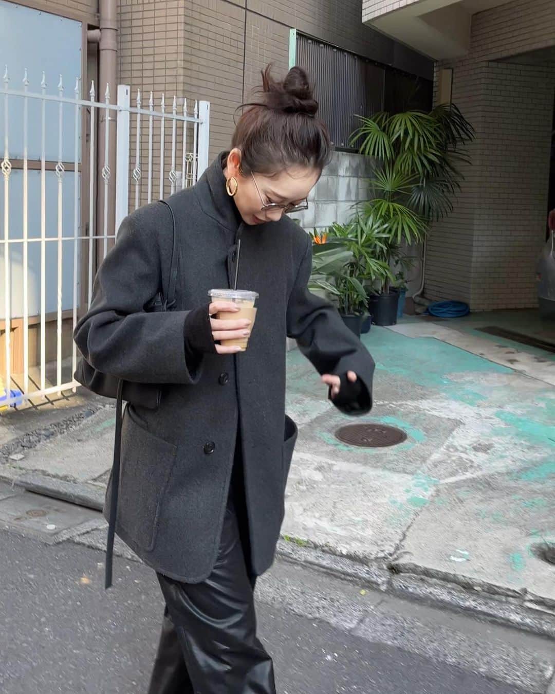 TOMOKAのインスタグラム：「お気に入りの🧥✨✨」