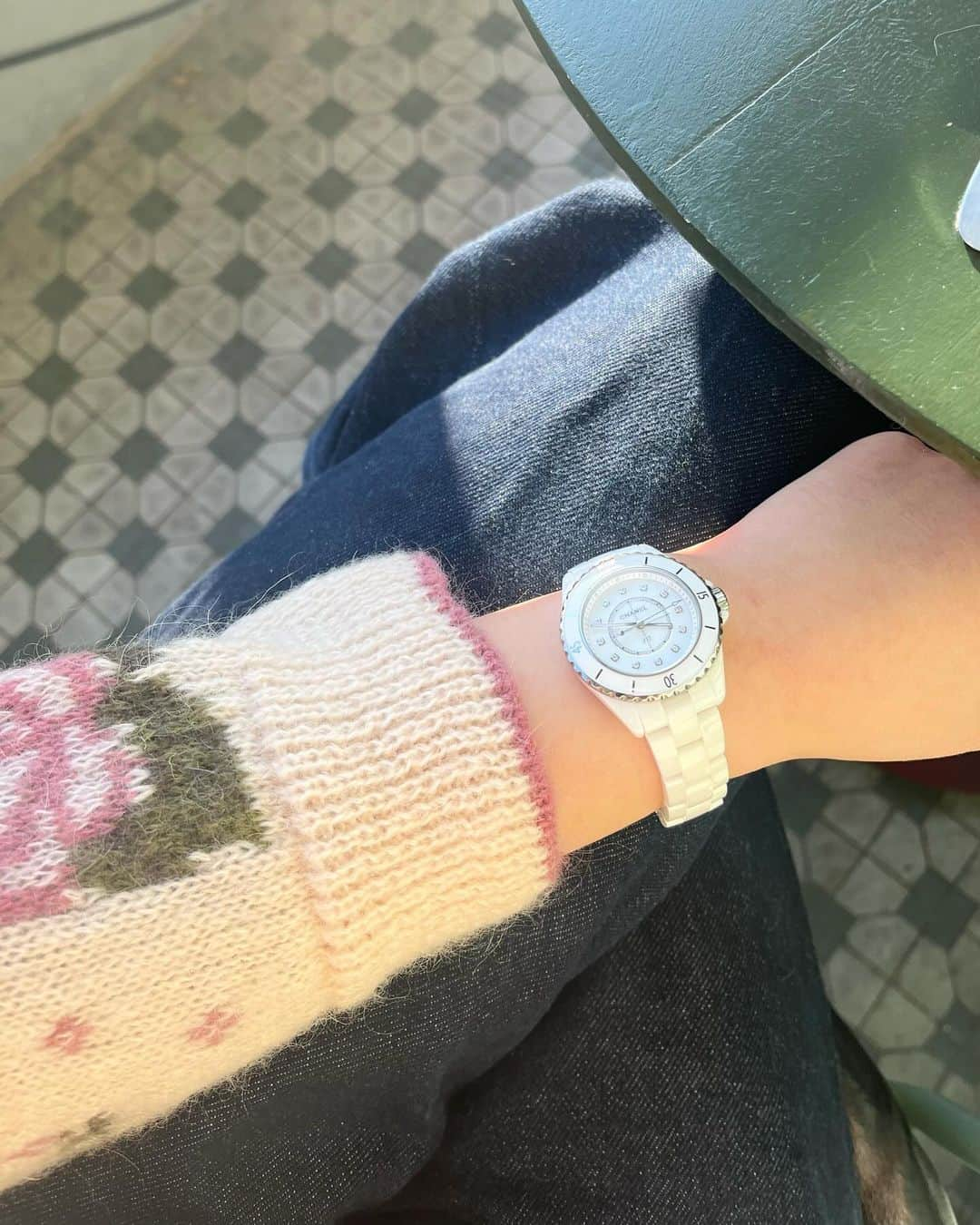 キム・ソヒョンさんのインスタグラム写真 - (キム・ソヒョンInstagram)「🌷 #CHANEL #J12 #CHANELWatches #Ad」11月30日 20時19分 - wow_kimsohyun