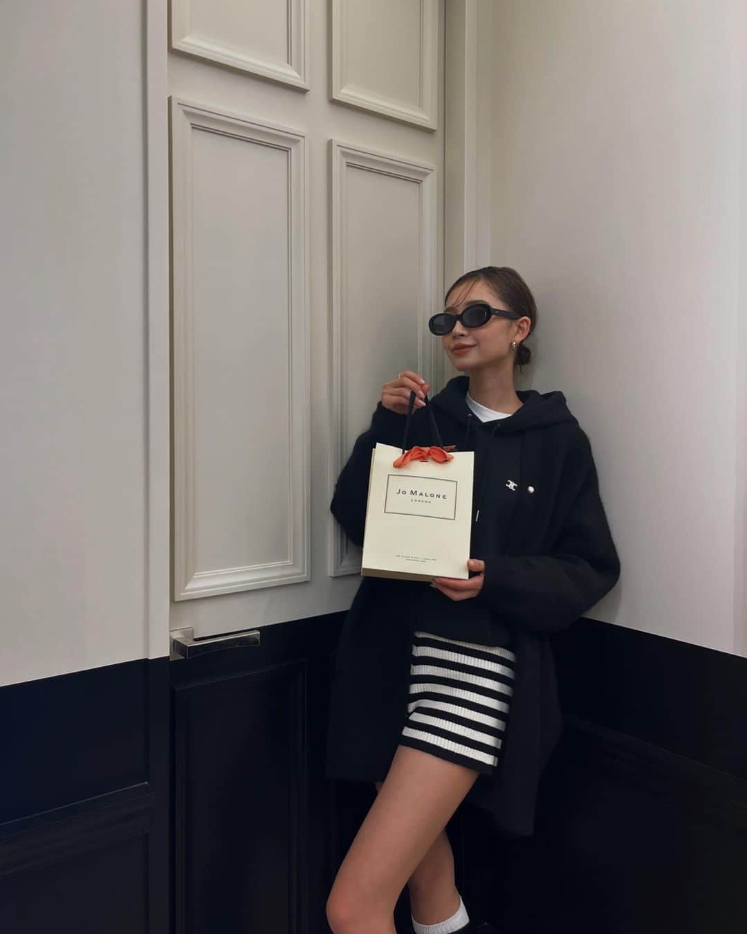 杉本美穂さんのインスタグラム写真 - (杉本美穂Instagram)「@jomalonelondon 🥀 ジョーマローンロンドン代官山フォレストゲートでopen前イベントにご招待していただきお邪魔してきました🩶🖤  和をモチーフにした店内が、他のジョーマローンの店舗と違って素敵だったよ🌿 期間限定でシーリング体験ができたりするっぽい！ 2023年12月１日からopenだから是非行ってみてね🪽  #jomalonelondon  #ジョーマローンロンドン  #ジョーマローンロンドン代官山 #フォレストゲート代官山  #forestgatedaikanyama  #uniquelyyours  #pr」11月30日 20時26分 - sgmt_miho