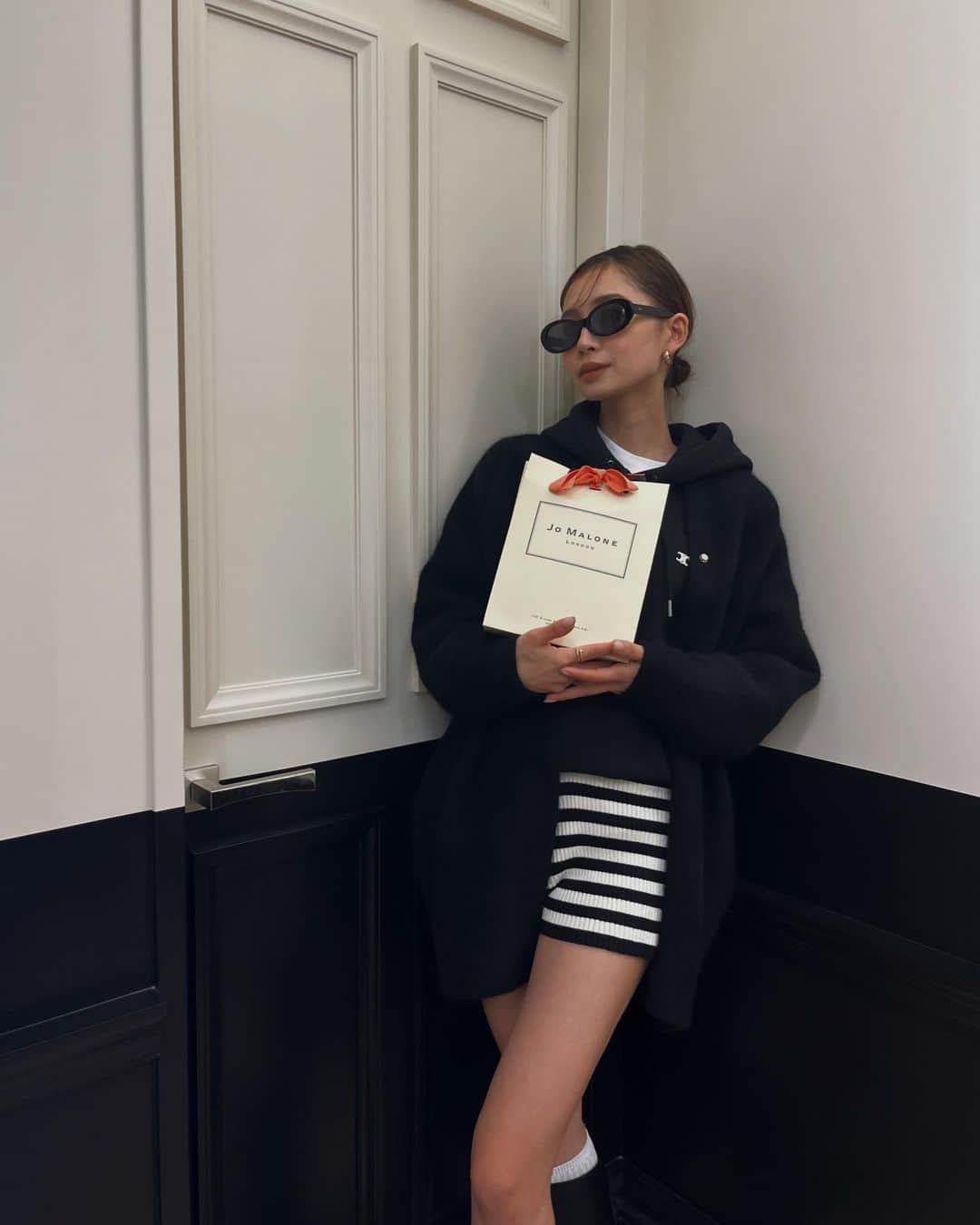 杉本美穂さんのインスタグラム写真 - (杉本美穂Instagram)「@jomalonelondon 🥀 ジョーマローンロンドン代官山フォレストゲートでopen前イベントにご招待していただきお邪魔してきました🩶🖤  和をモチーフにした店内が、他のジョーマローンの店舗と違って素敵だったよ🌿 期間限定でシーリング体験ができたりするっぽい！ 2023年12月１日からopenだから是非行ってみてね🪽  #jomalonelondon  #ジョーマローンロンドン  #ジョーマローンロンドン代官山 #フォレストゲート代官山  #forestgatedaikanyama  #uniquelyyours  #pr」11月30日 20時26分 - sgmt_miho