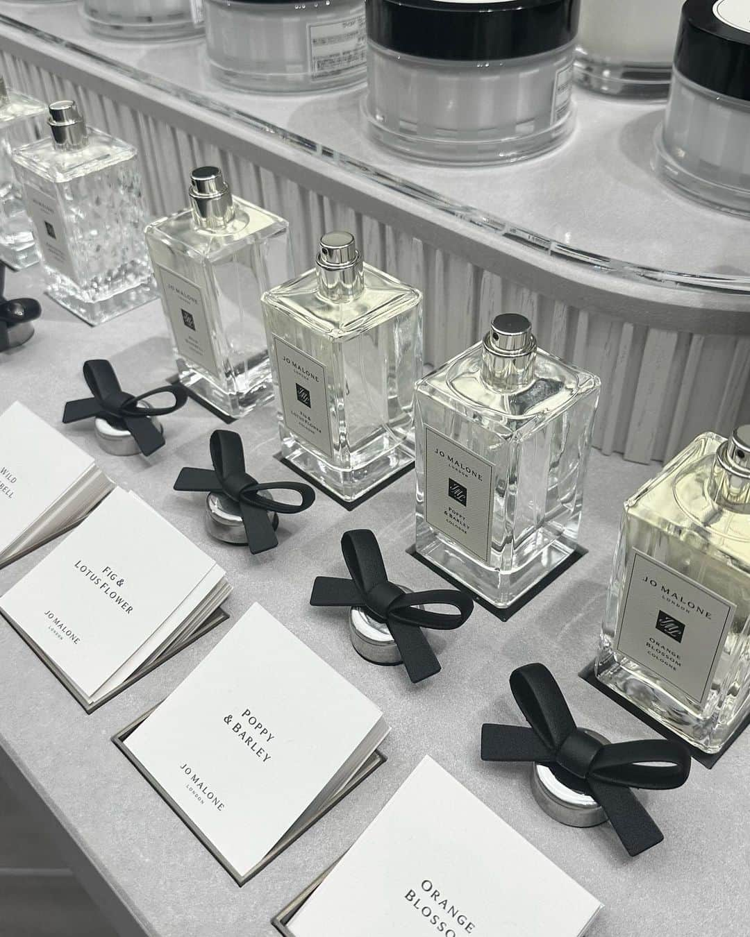 大薮未来さんのインスタグラム写真 - (大薮未来Instagram)「JO MALONE LONDON♡  代官山フォレストゲートのOPEN前イベントに行ってきました〜♡店内がとっても可愛かったです！  明日12/1よりOpenです！代官山駅のすぐ近くです✨ 是非皆様もお立ち寄りください〜♡  #jomalonelondon #ジョーマローンロンドン #ジョーマローンロンドン代官山 #フォレストゲート代官山 #Forestgate Daikanyama #uniquelyyours #pr」11月30日 20時30分 - miku_ohyabu