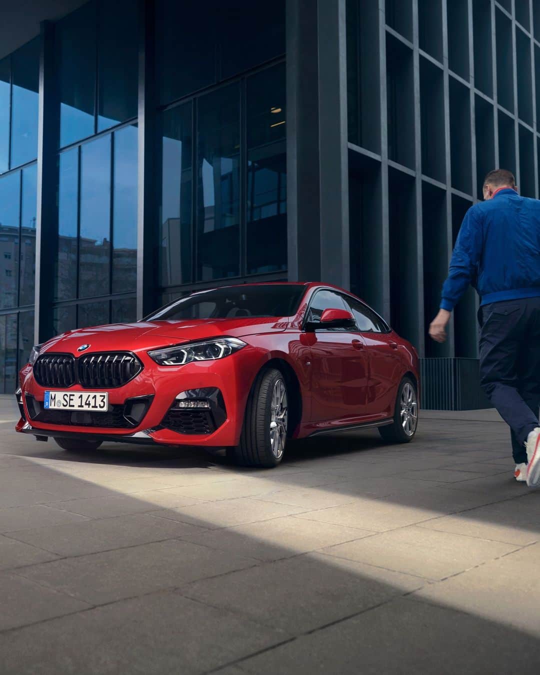 BMWのインスタグラム：「Style is not about fashion. 👟 The BMW 2 Series Gran Coupé. #THE2 #BMW #2Series  __ BMW 220i Gran Coupé: Combined fuel consumption: 6.7–5.9 l/100 km. Combined CO2 emissions: 154–136 g/km. All data according to WLTP.  Further info: www.bmw.com/disclaimer」