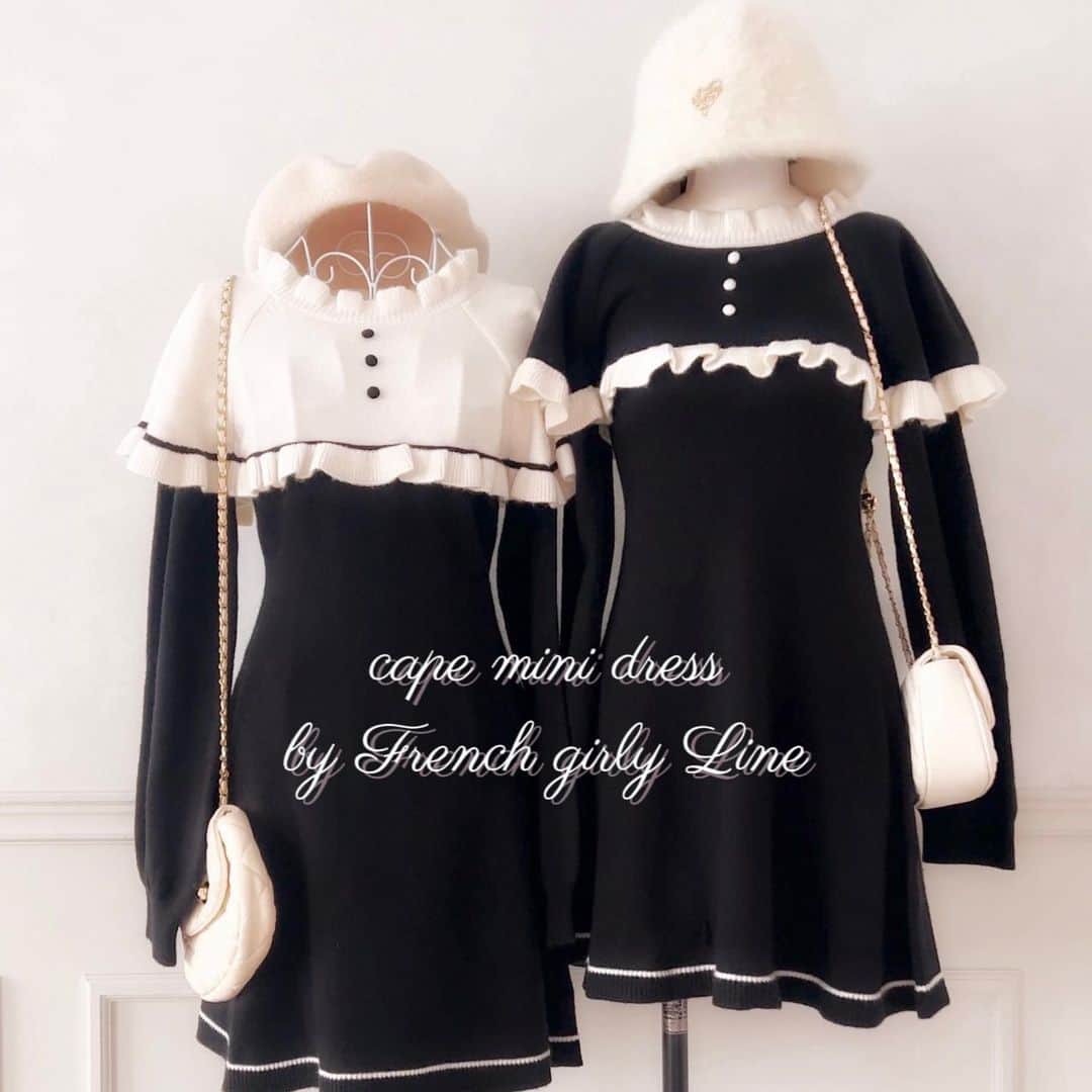 apres jour(アプレジュール) のインスタグラム：「【 '𝟐𝟑 𝐍𝐞𝐰 𝐋𝐢𝐧𝐞 🩰 𝐅𝐫𝐞𝐧𝐜𝐡 𝐠𝐢𝐫𝐥𝐲 𝐰𝐢𝐧𝐭𝐞𝐫 𝐋𝐎𝐎𝐊 🎀 】　 11/30(木) 21:00〜 ⁡ ◆ケープデザインが目を惹くフレンチガーリーワンピース♡  ⁡ ケープデザインが目を惹くフレンチガーリーなミニ丈ワンピース。 ボリューム袖のたぽっと感も可愛らしいポイントです♪  もちもちと肌触りの良いニット生地を使っており、着心地も抜群です◎  ケープと襟ぐりにフリルを寄せ、ケープと裾に配色ラインを施したアイテム。 フロントの小さめくるみボタンが可愛らしさを引き立ててくれます！  普段使い、特別な日の1着にもおすすめなアイテム♡ お友達とおそろいでの着用もおすすめです♡  ⁡ #ケープミニワンピース 商品番号🔎985158 サイズ…F/XL ¥4,995(taxin) ⁡ ⁡ こちらの画像はインスタ用に加工しておりますので、カラーの雰囲気が実際の商品と異なる場合がございます。 商品ページにてカラーのご確認をお願い致します。 ⁡ #ZOZOでしか買えない #アプレジュール #アプレ部」
