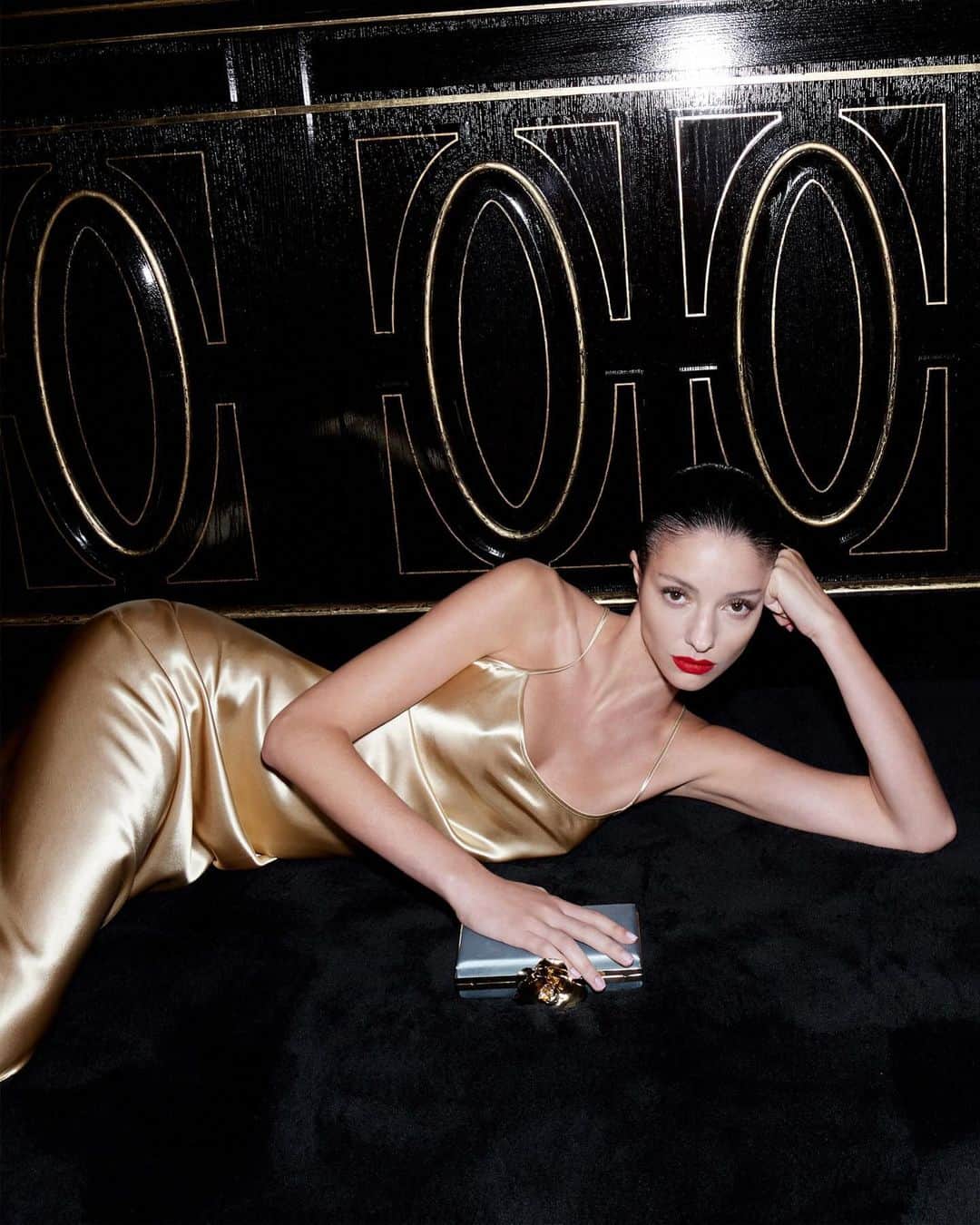 ヴィクトリアベッカムのインスタグラム：「AVAILABLE NOW!  Glisten in gold.   Discover the Cami Dress in Gold at VictoriaBeckham.com and at 36 Dover Street.」